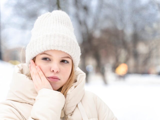 Cold Weather Tooth Sensitivity: Can a Dentist Help? Absolutely #FHYankieDDS #MillValley #Winter #SensitiveTeeth